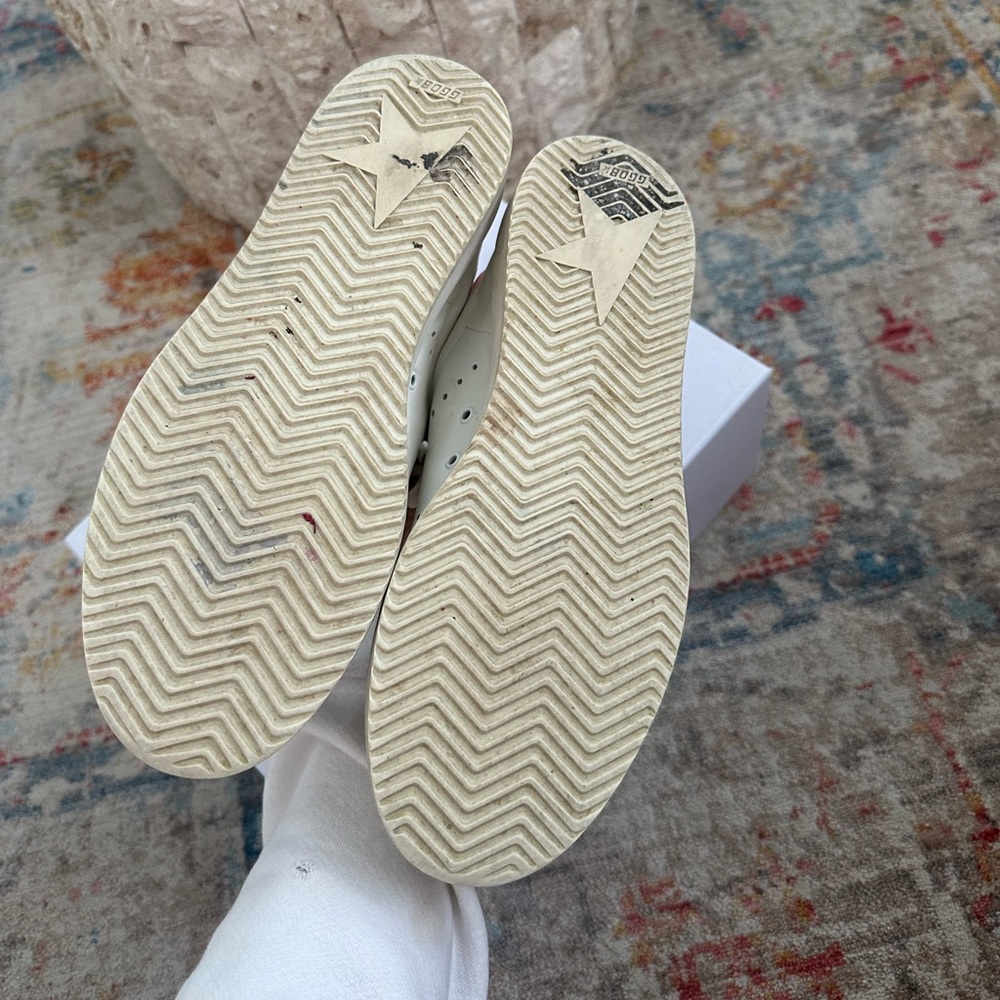 Golden Goose - Picture 6 of 8
